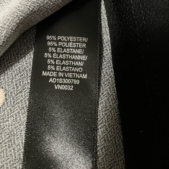 Adrianna Papell Black and Gold Short Sleeve Blouse - Picture 2 of 5